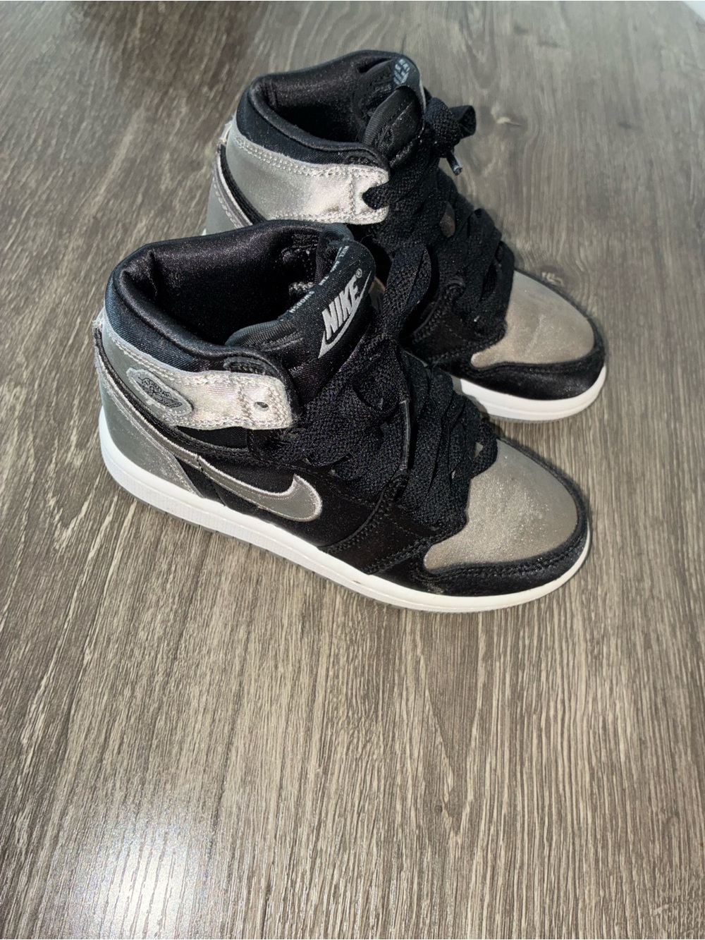 Nike Kids Black and Silver Mid-Top Sneakers - Picture 2 of 6